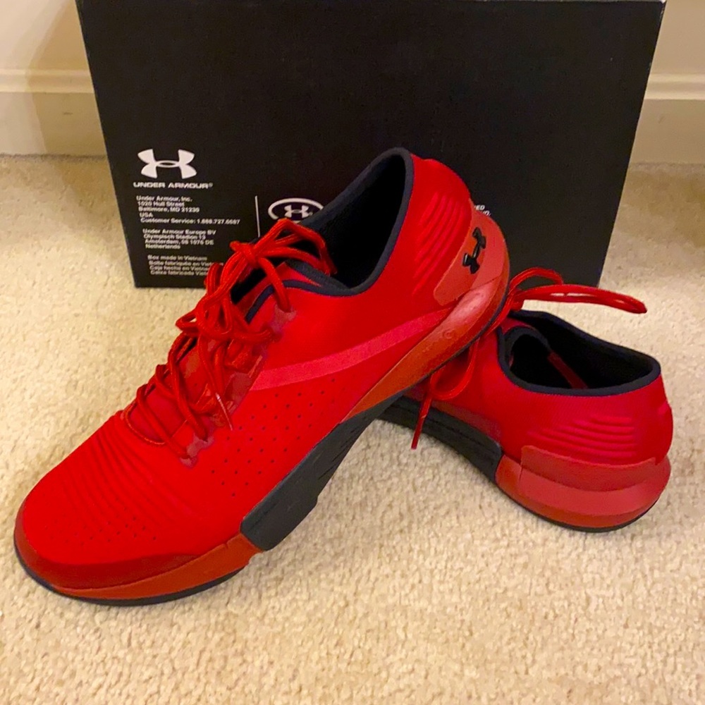 Men’s under armour sneakers